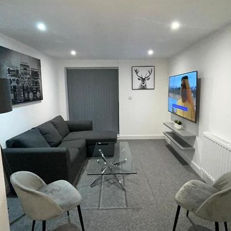 2 Bed Room Luxury Apartment In Old Kent Road London Exteriör bild